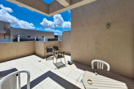 Apartamento à venda com 61m², 2 quartos e 1 vagaÁrea comum