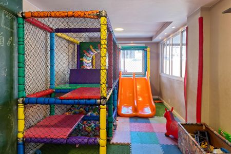 Apartamento à venda com 61m², 2 quartos e 1 vagaÁrea comum