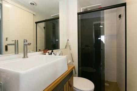 Apartamento para alugar com 34m², 2 quartos e sem vaga Apartamento para alugar com 34m², 2 quartos e sem vagaBanheiro