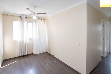 Sala de apartamento para alugar com 2 quartos, 44m² em Canhema, Diadema