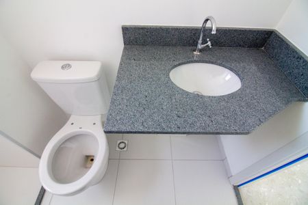 Apartamento à venda com 59m², 2 quartos e 1 vaga Apartamento à venda com 59m², 2 quartos e 1 vagaBanheiro