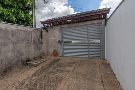 Casa para alugar com 175m², 2 quartos e 2 vagas Casa para alugar com 175m², 2 quartos e 2 vagasQuintal