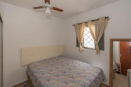 Casa para alugar com 175m², 2 quartos e 2 vagas Casa para alugar com 175m², 2 quartos e 2 vagasQuarto 1