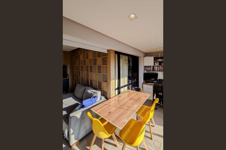 Varanda de kitnet/studio à venda com 1 quarto, 38m² em Vila Mariana, São Paulo