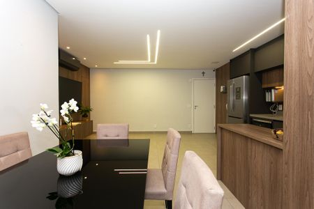 Apartamento para alugar com 150m², 3 quartos e 2 vagas Apartamento para alugar com 150m², 3 quartos e 2 vagasSala