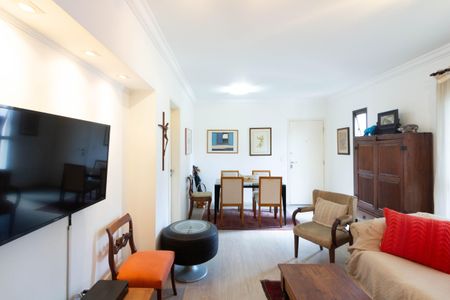 Sala de apartamento à venda com 2 quartos, 77m² em Vila Nova Conceição, São Paulo