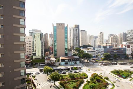 Apartamento à venda com 77m², 2 quartos e 1 vaga Apartamento à venda com 77m², 2 quartos e 1 vagaVista