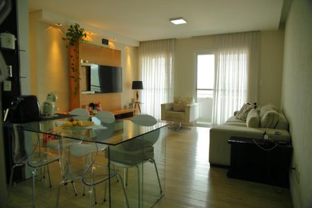 Apartamento à venda com 87m², 2 quartos e 2 vagasSala