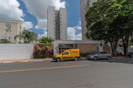 Apartamento para alugar com 55m², 2 quartos e 2 vagas