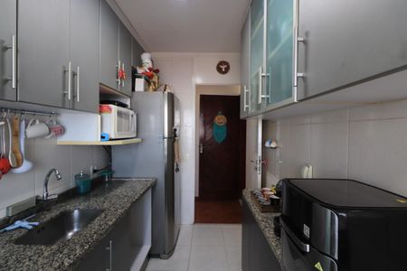 Apartamento à venda com 64m², 2 quartos e 1 vagaCozinha