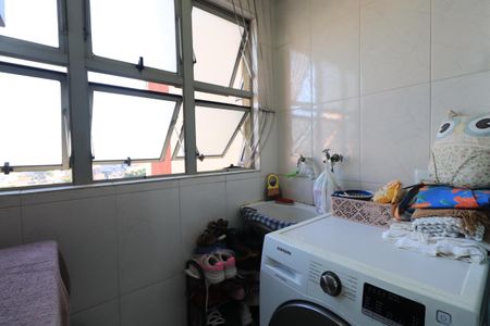 Apartamento à venda com 64m², 2 quartos e 1 vagaÁrea de Serviço