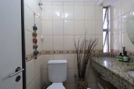 Apartamento à venda com 64m², 2 quartos e 1 vagaBanheiro Social