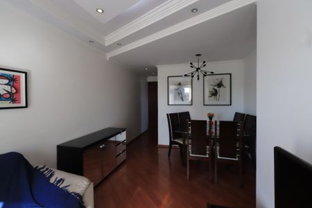 Apartamento à venda com 64m², 2 quartos e 1 vagaSala