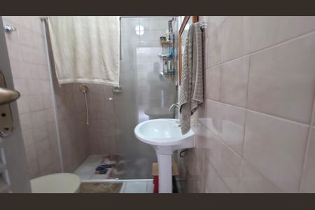 Casa à venda com 110m², 2 quartos e 12 vagas