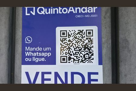 Casa à venda com 110m², 2 quartos e 12 vagas