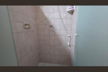 Casa à venda com 110m², 2 quartos e 12 vagas