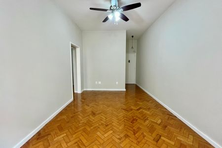 Apartamento para alugar com 1 quarto, 56m² em Copacabana, Rio de Janeiro