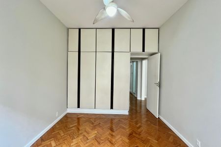 Apartamento para alugar com 1 quarto, 56m² em Copacabana, Rio de Janeiro