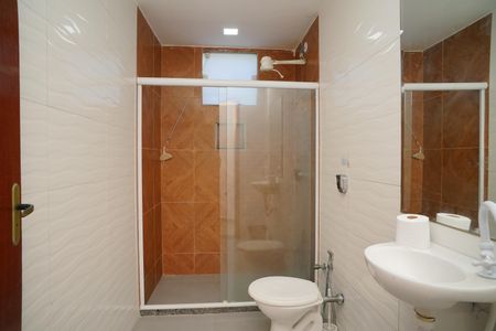 Casa de condomínio para alugar com 289m², 3 quartos e 3 vagasBanheiro Social 1