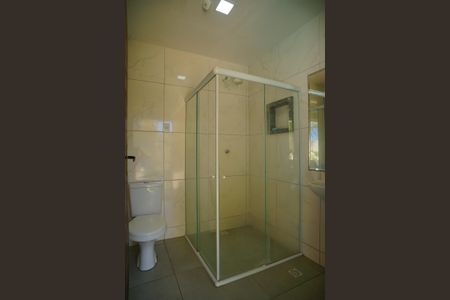 Casa de condomínio para alugar com 289m², 3 quartos e 3 vagasBanheiro externo