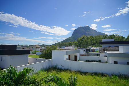 Casa de condomínio para alugar com 289m², 3 quartos e 3 vagasVista