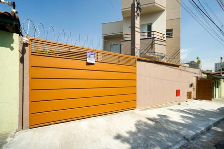 Apartamento à venda com 40m², 2 quartos e 1 vaga Apartamento à venda com 40m², 2 quartos e 1 vagaFachada