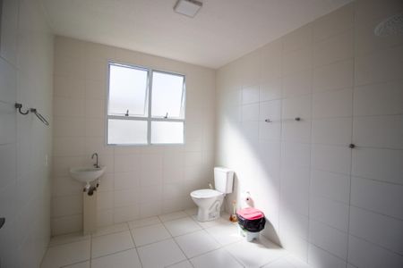 Banheiro de apartamento para alugar com 1 quarto, 41m² em Parque São Bento, Sorocaba