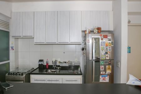 Apartamento para alugar com 75m², 2 quartos e 1 vaga Apartamento para alugar com 75m², 2 quartos e 1 vagaCozinha e Área de Serviço