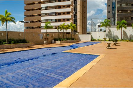 Apartamento para alugar com 150m², 3 quartos e 3 vagasÁrea comum - Piscina