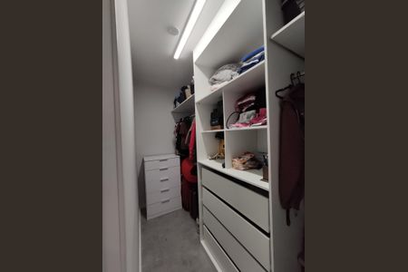 Closet de apartamento à venda com 2 quartos, 68m² em Bethaville I, Barueri