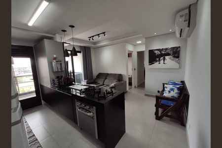 Sala de apartamento à venda com 2 quartos, 68m² em Bethaville I, Barueri
