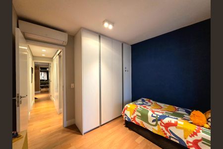 Apartamento à venda com 98m², 3 quartos e 2 vagas Apartamento à venda com 98m², 3 quartos e 2 vagasQuarto