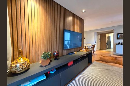 Apartamento à venda com 98m², 3 quartos e 2 vagas Apartamento à venda com 98m², 3 quartos e 2 vagasSala