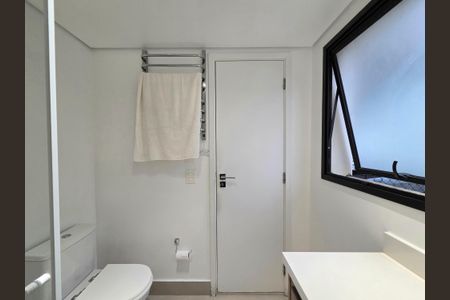 Apartamento à venda com 98m², 3 quartos e 2 vagas Apartamento à venda com 98m², 3 quartos e 2 vagasBanheiro da Suíte