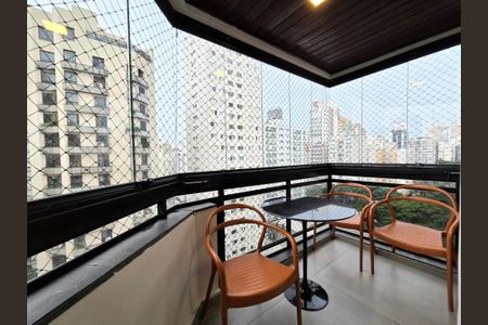 Apartamento à venda com 98m², 3 quartos e 2 vagas Apartamento à venda com 98m², 3 quartos e 2 vagasVaranda da Sala