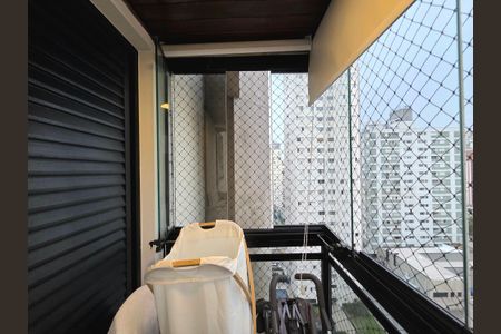 Apartamento à venda com 98m², 3 quartos e 2 vagas Apartamento à venda com 98m², 3 quartos e 2 vagasVaranda da Suíte