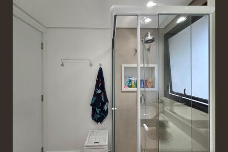 Apartamento à venda com 98m², 3 quartos e 2 vagas Apartamento à venda com 98m², 3 quartos e 2 vagasBanheiro Social