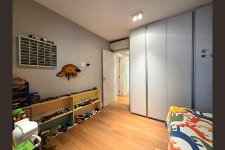 Apartamento à venda com 98m², 3 quartos e 2 vagas Apartamento à venda com 98m², 3 quartos e 2 vagasQuarto