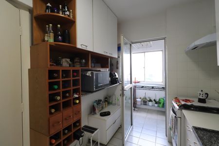 Apartamento à venda com 60m², 2 quartos e 1 vagaCozinha