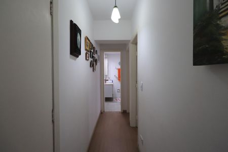 Apartamento à venda com 60m², 2 quartos e 1 vagaCorredor