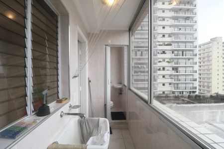 Apartamento para alugar com 105m², 2 quartos e 1 vagaÁrea de Serviço