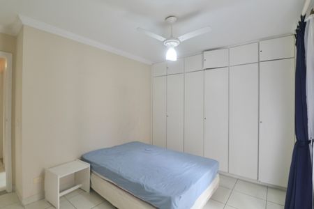 Quarto de apartamento para alugar com 2 quartos, 105m² em Centro, Guarujá