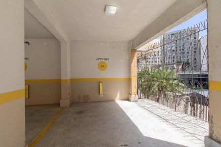 Apartamento para alugar com 74m², 2 quartos e 1 vagaGaragem