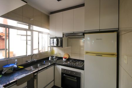 Casa à venda com 128m², 2 quartos e 2 vagasCozinha