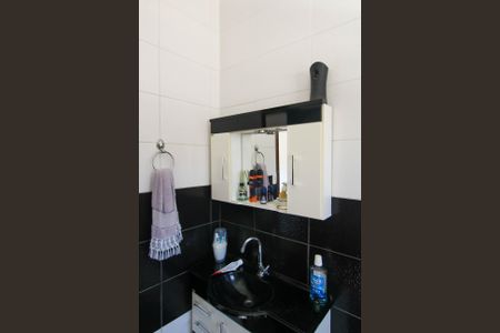 Casa à venda com 128m², 2 quartos e 2 vagasBanheiro da Suíte