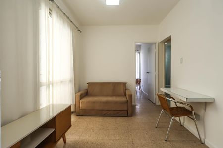 Sala de apartamento para alugar com 1 quarto, 40m² em Aclimação, São Paulo