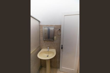 Casa à venda com 250m², 4 quartos e sem vagaBanheiro