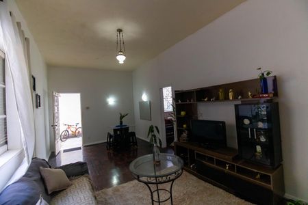 Casa à venda com 250m², 4 quartos e sem vagaSala