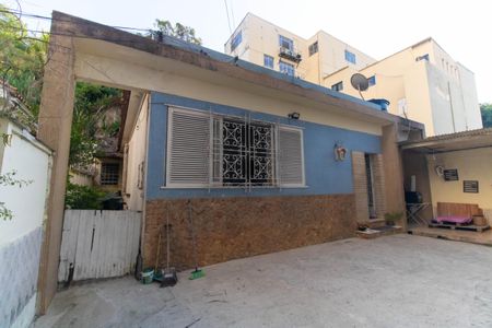 Casa à venda com 250m², 4 quartos e sem vagaFachada