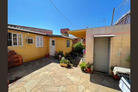 Casa à venda com 80m², 2 quartos e 3 vagas